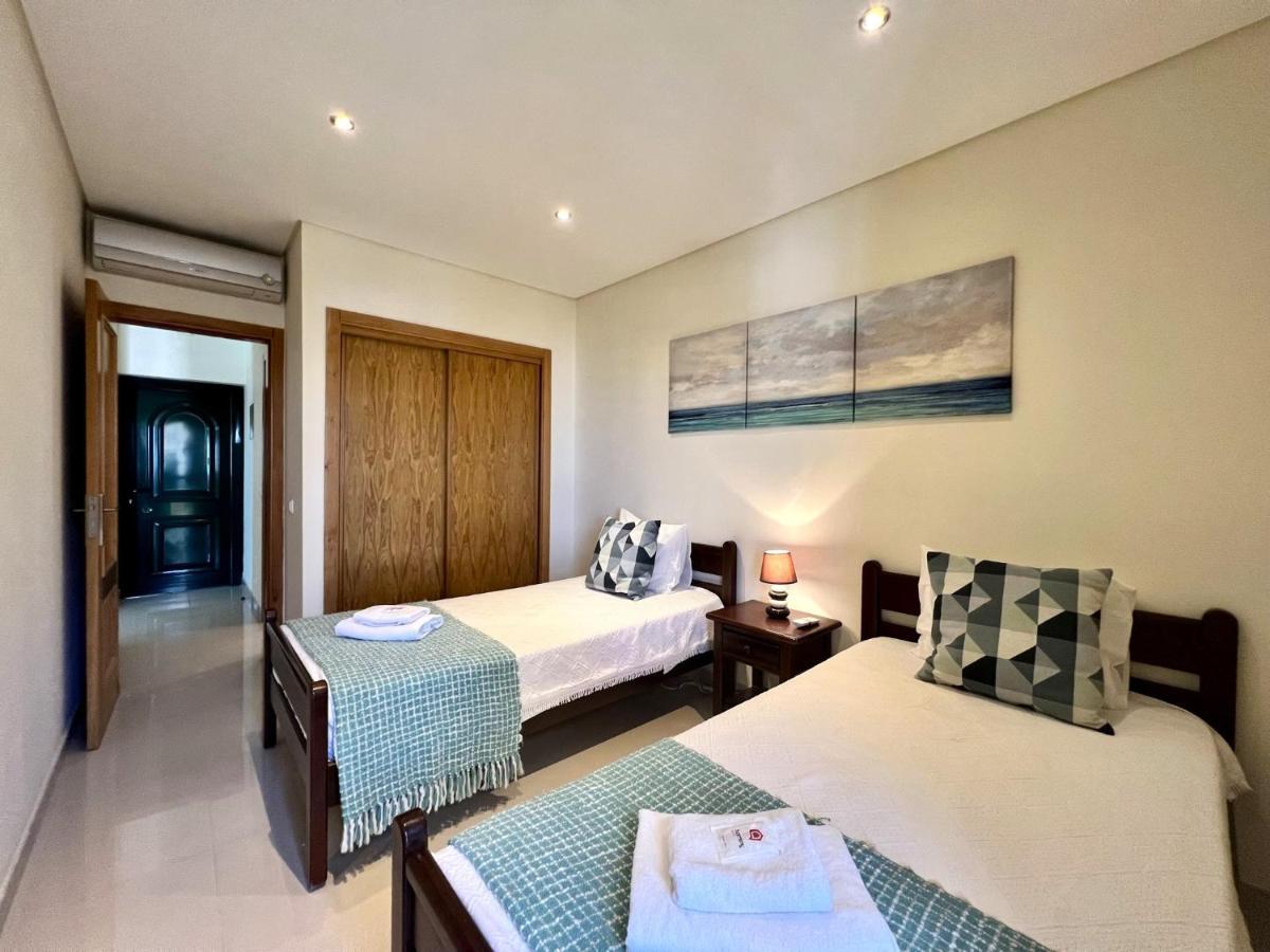Quarteira Classic 1 With Pool By Homing Extérieur photo