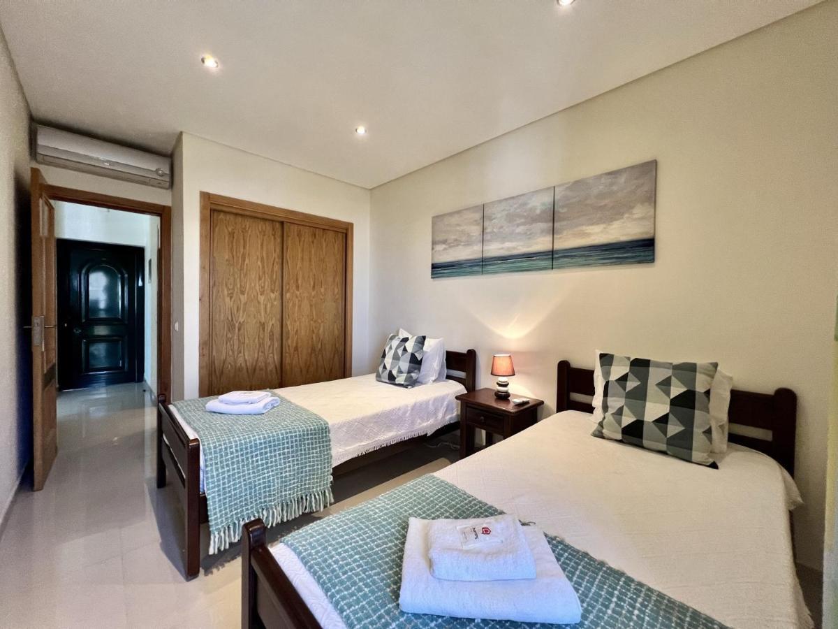 Quarteira Classic 1 With Pool By Homing Extérieur photo